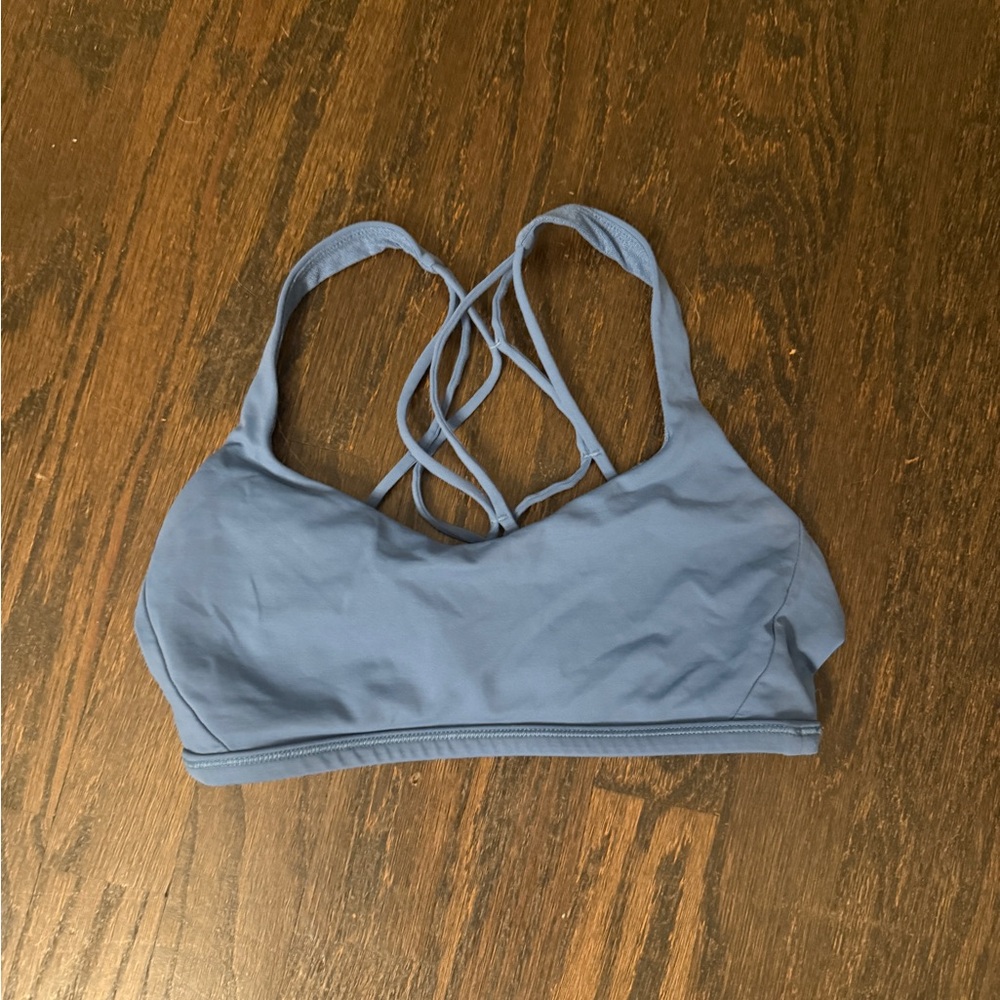 Lululemon free to be bra